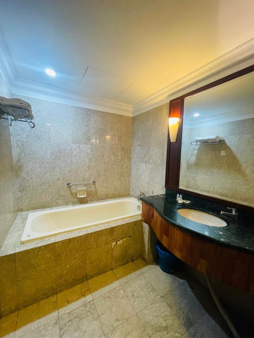 Royal Empire Suite At Times Square Kl Kuala Lumpur Exteriör bild